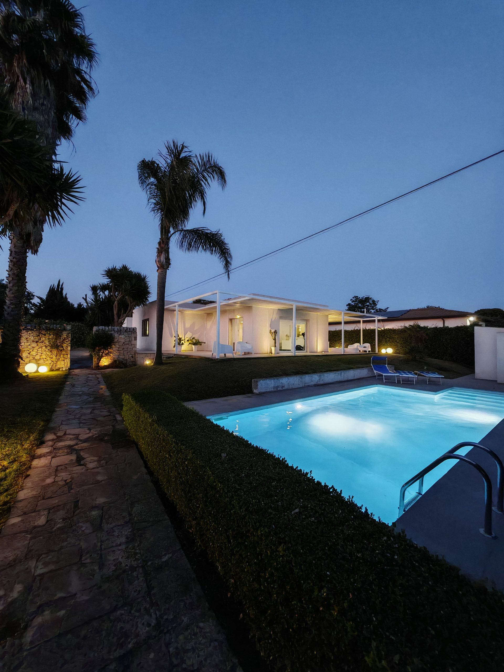 Villa con piscina atelier immobiliare Villa con piscina atelier immobiliare